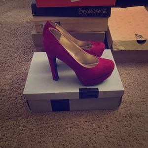 Women’s party hills